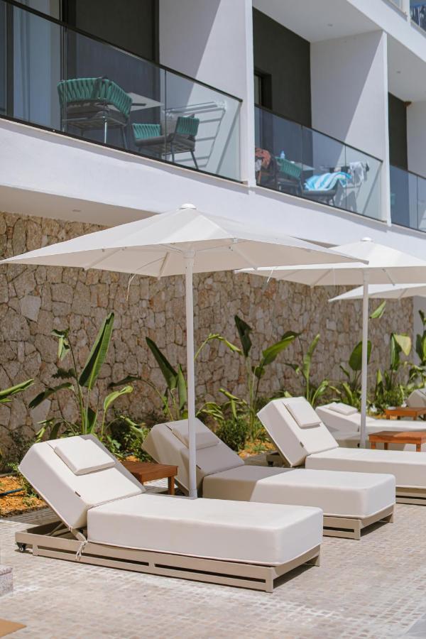Black Diamond Hotel Dhërmi Екстериор снимка