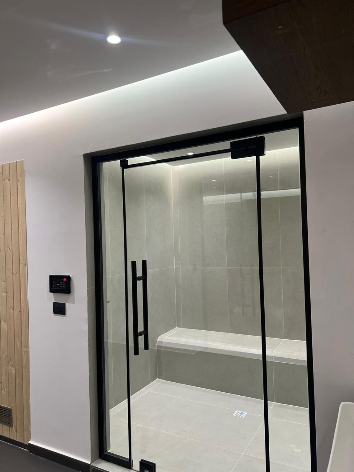Black Diamond Hotel Dhërmi Екстериор снимка