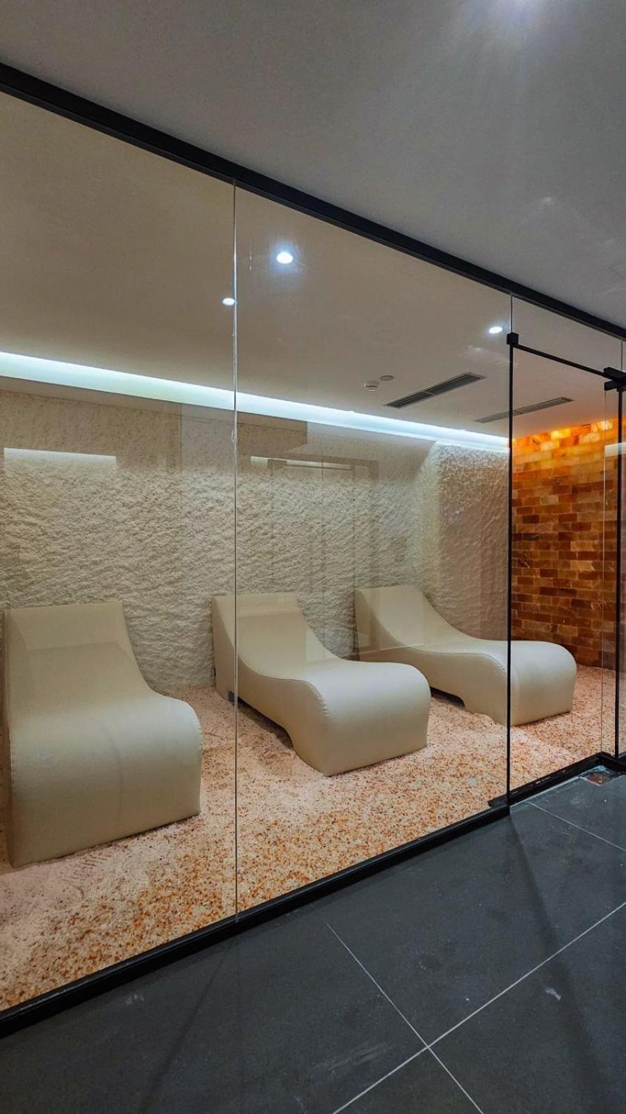 Black Diamond Hotel Dhërmi Екстериор снимка